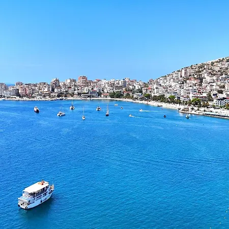Apartment In Saranda Near Sandy Beach شقة *