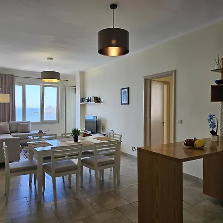 شقة Apartment In Saranda Near Sandy Beach